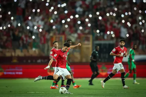 لتعويض حمدي ومهند.. فرصة تنتظر 5 لاعبين لدعم وسط المنتخب أمام بوركينا